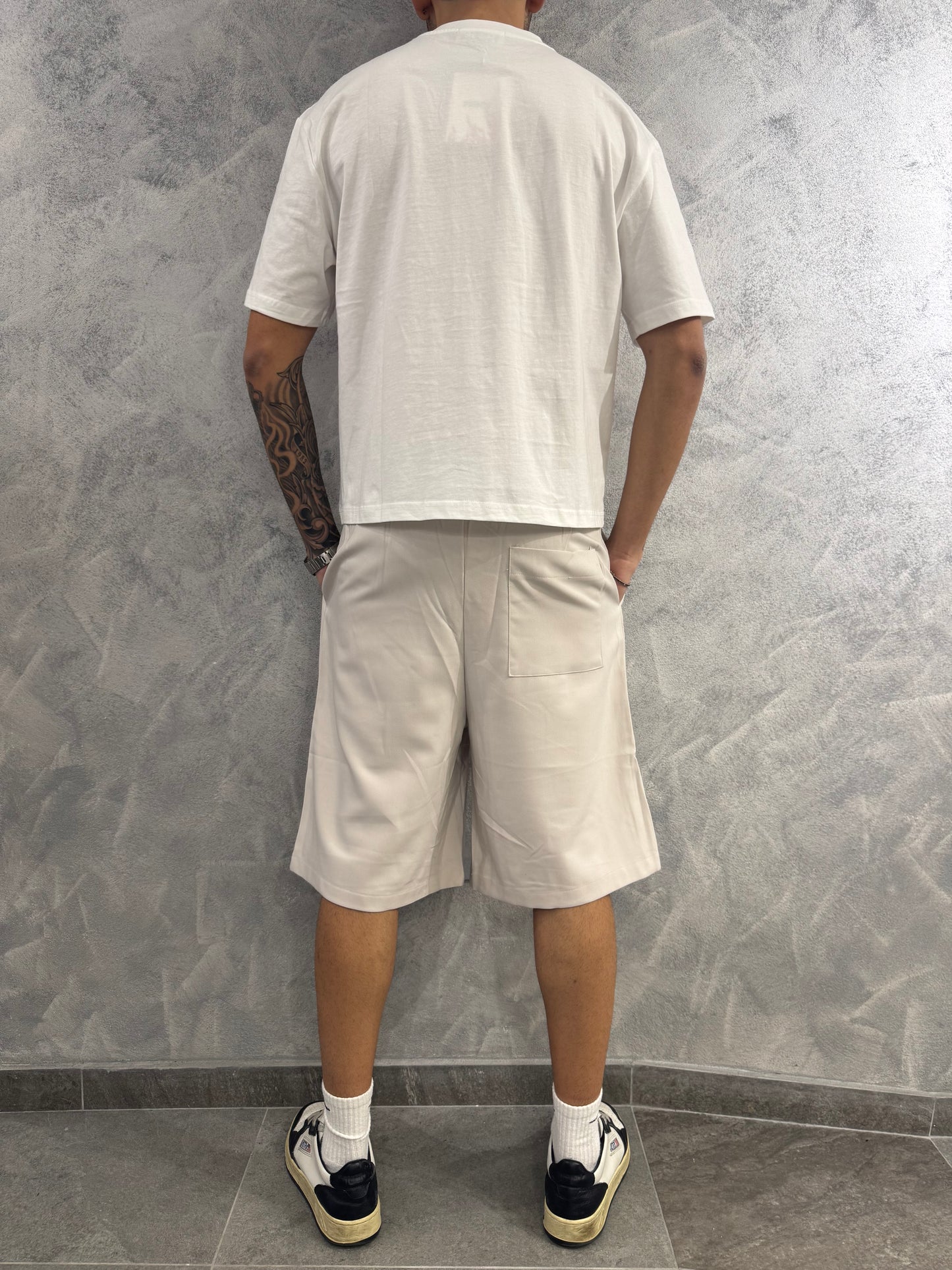 Shorts elegant beige