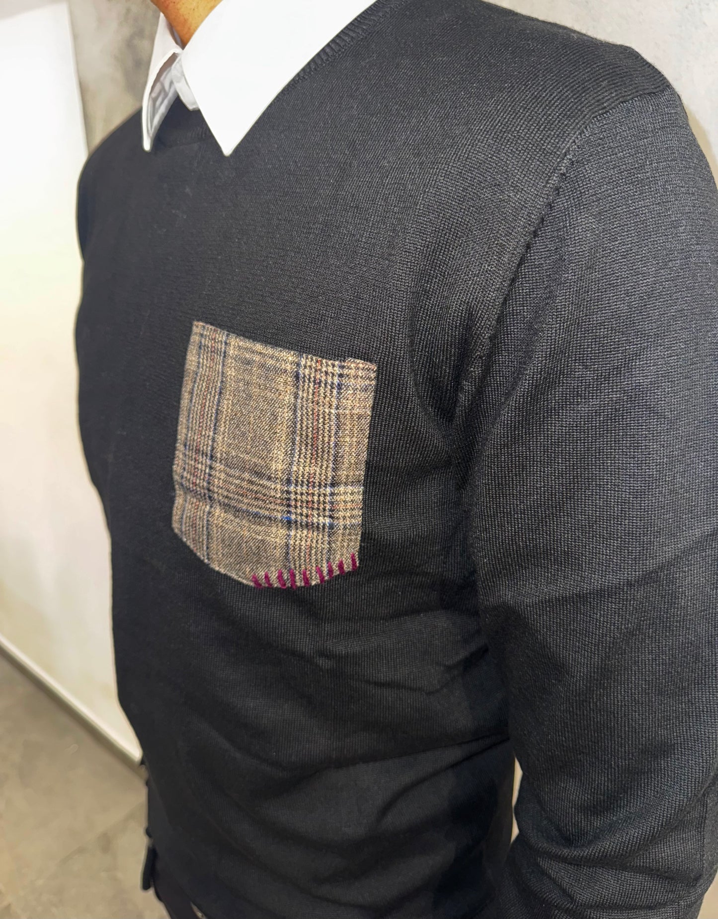 Maglioncino con tasca a quadri