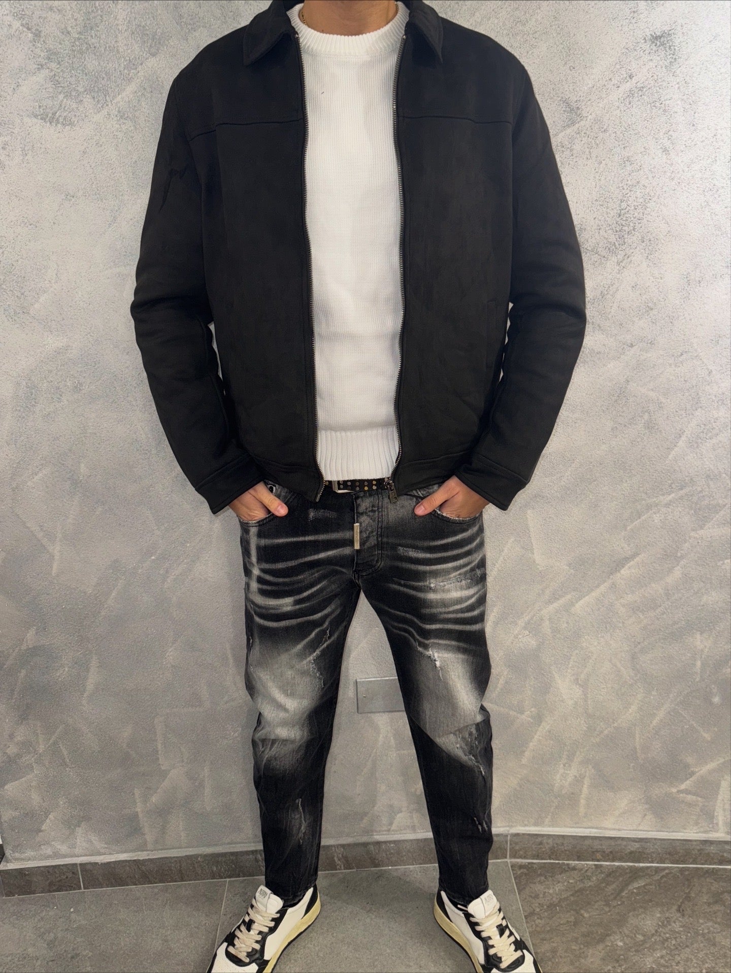 Giacchetta scamosciata nera